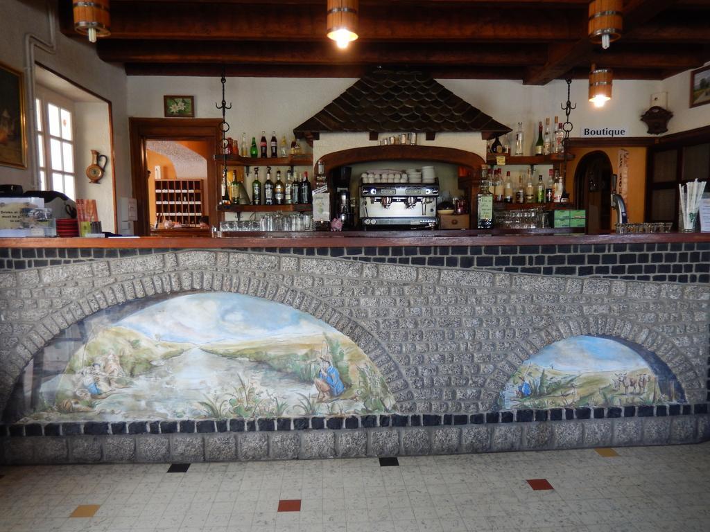 فندق Le Relais De L'Aubrac ناسبينالز المظهر الخارجي الصورة