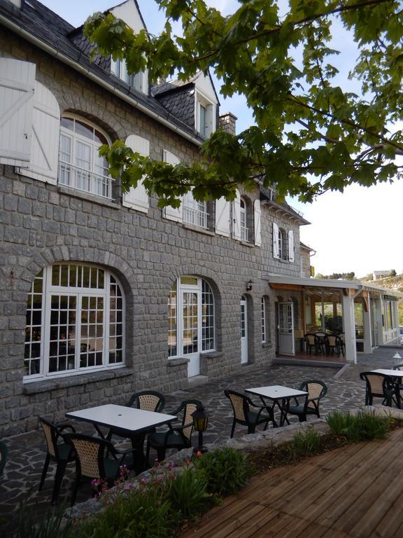 فندق Le Relais De L'Aubrac ناسبينالز المظهر الخارجي الصورة