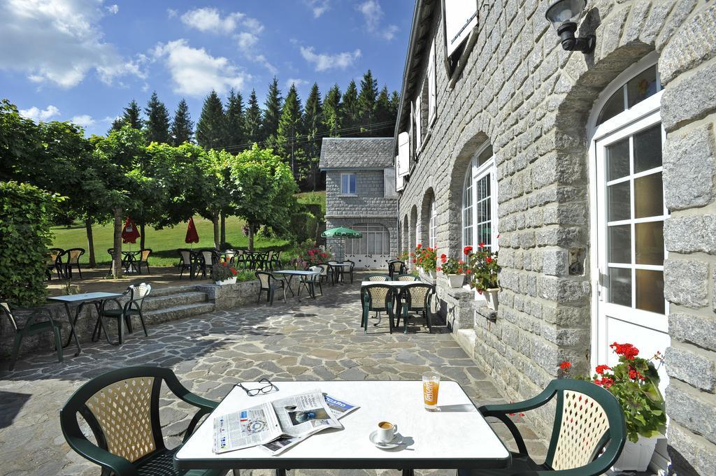 فندق Le Relais De L'Aubrac ناسبينالز المظهر الخارجي الصورة